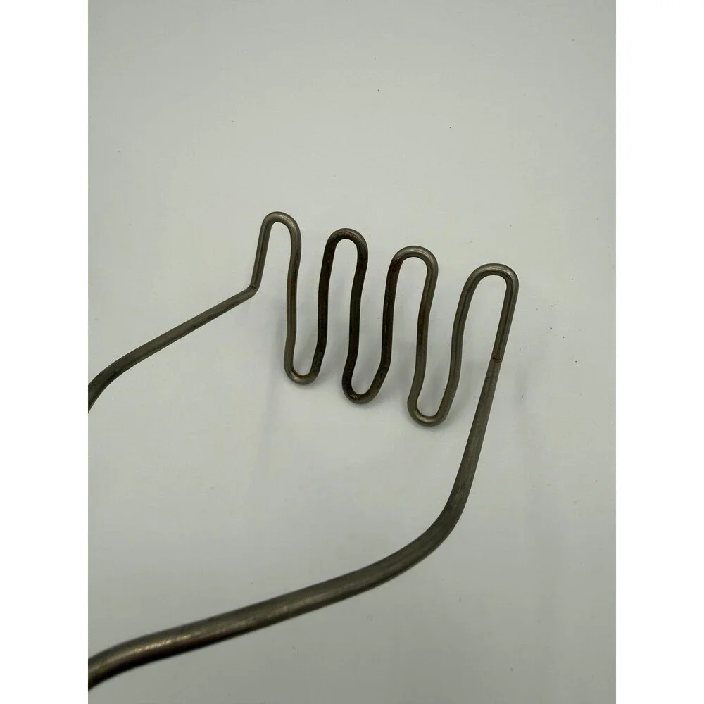 Vintage Yellow Green Wood Handle Potato Masher Wavy Wire Head Farmhouse Kitchen